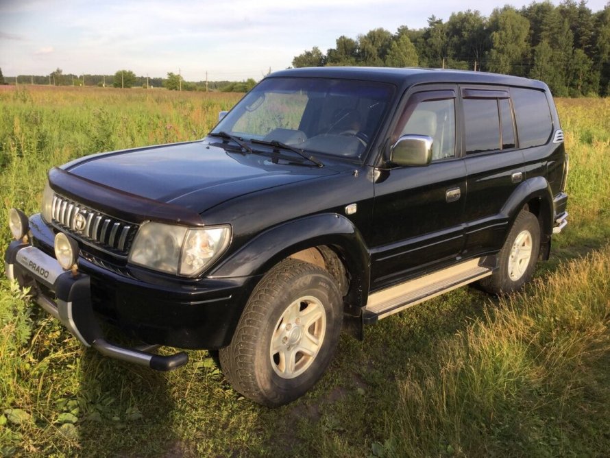 Toyota Land Cruiser 90