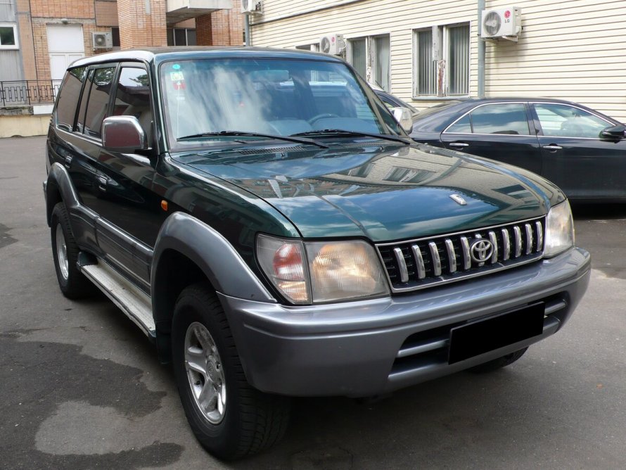 Toyota Land Cruiser Prado 90 белый