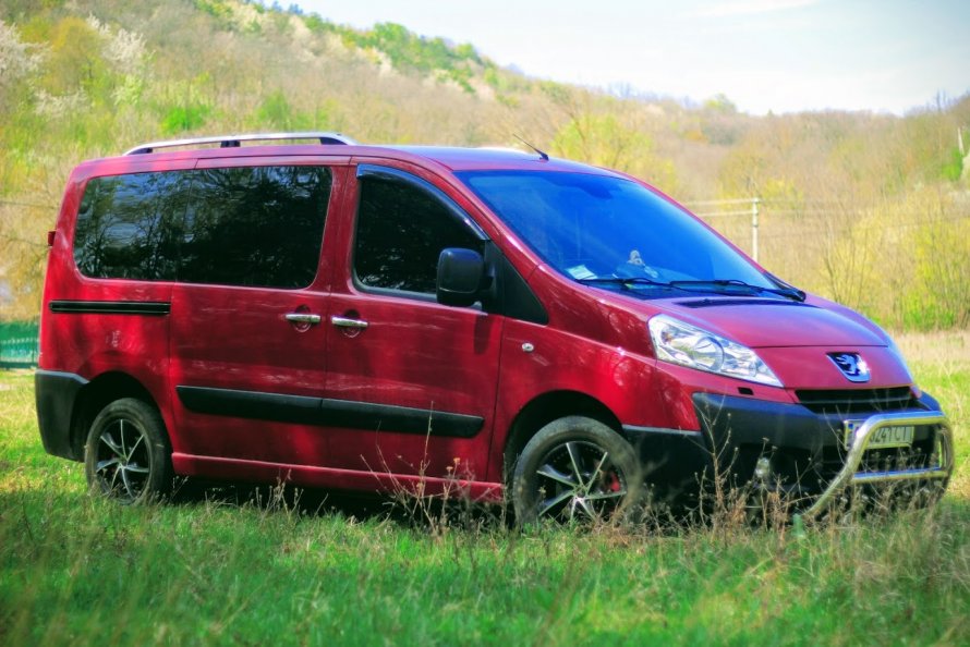 Дефлекторы Cobra Tuning Peugeot Expert 3