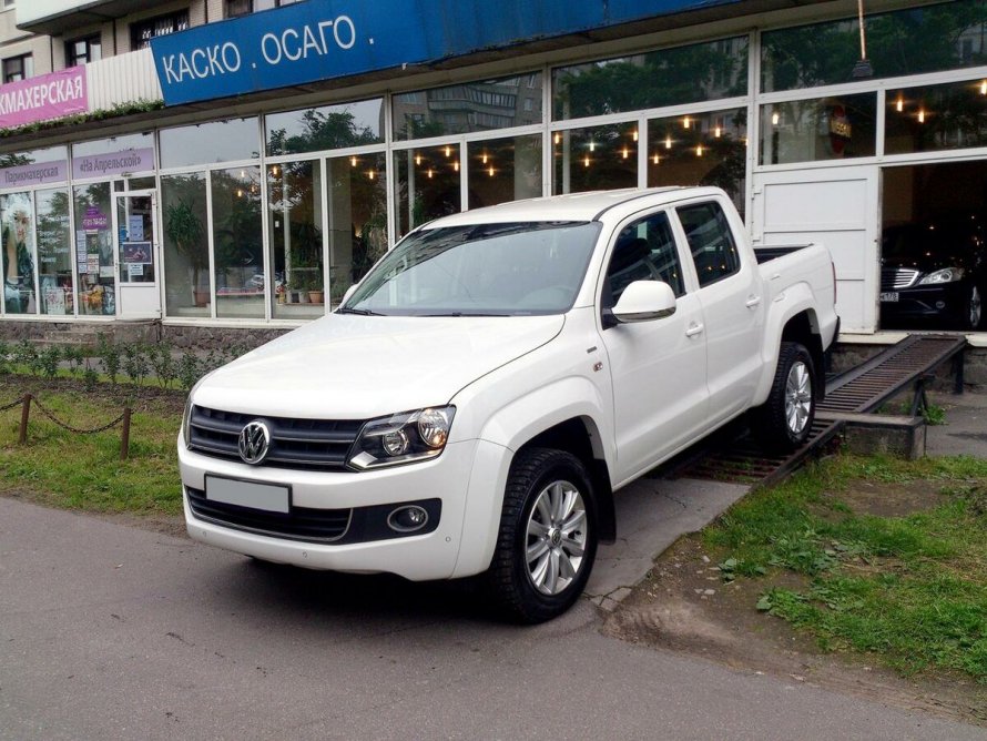 Volkswagen Amarok белый
