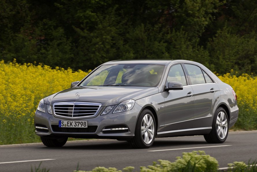 Mercedes Benz e200