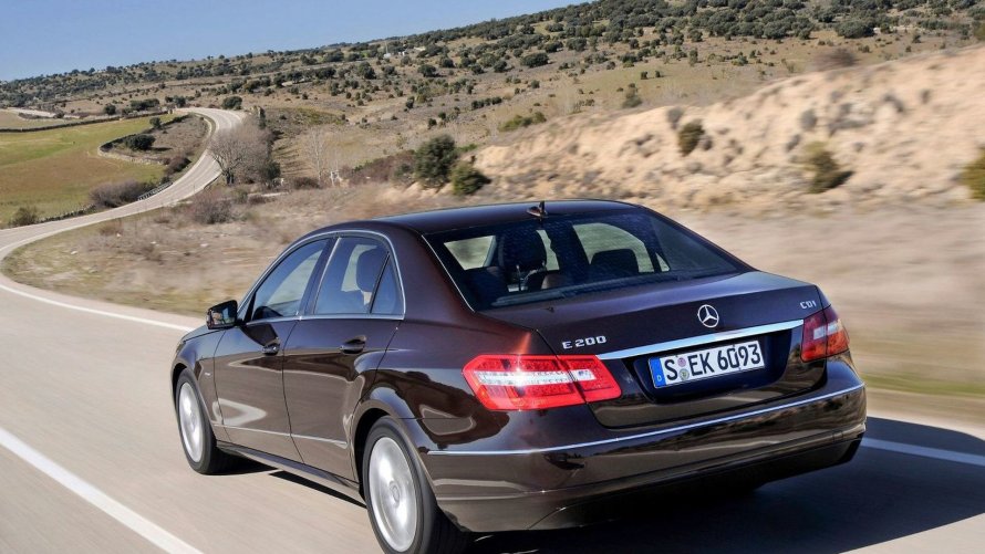 Мерседес Бенц е200 CDI