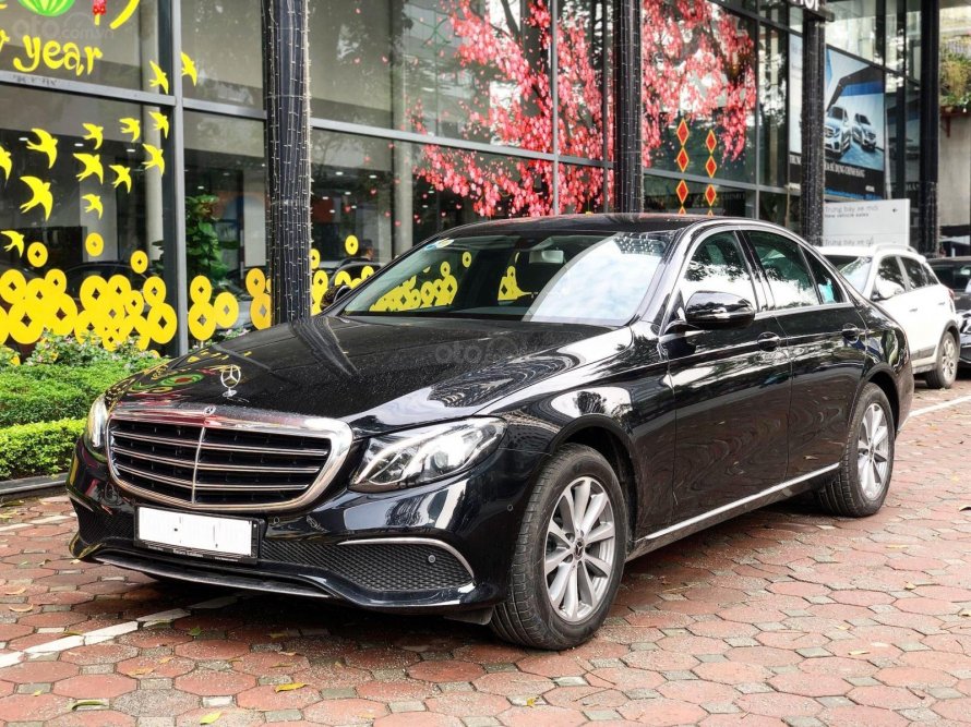Mercedes-Benz e 200 4matic