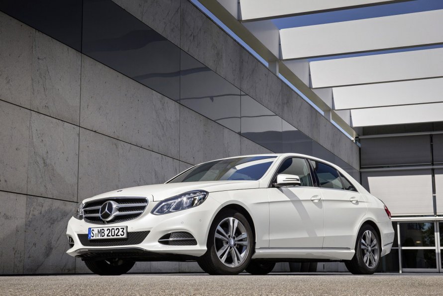 Mercedes Benz e200