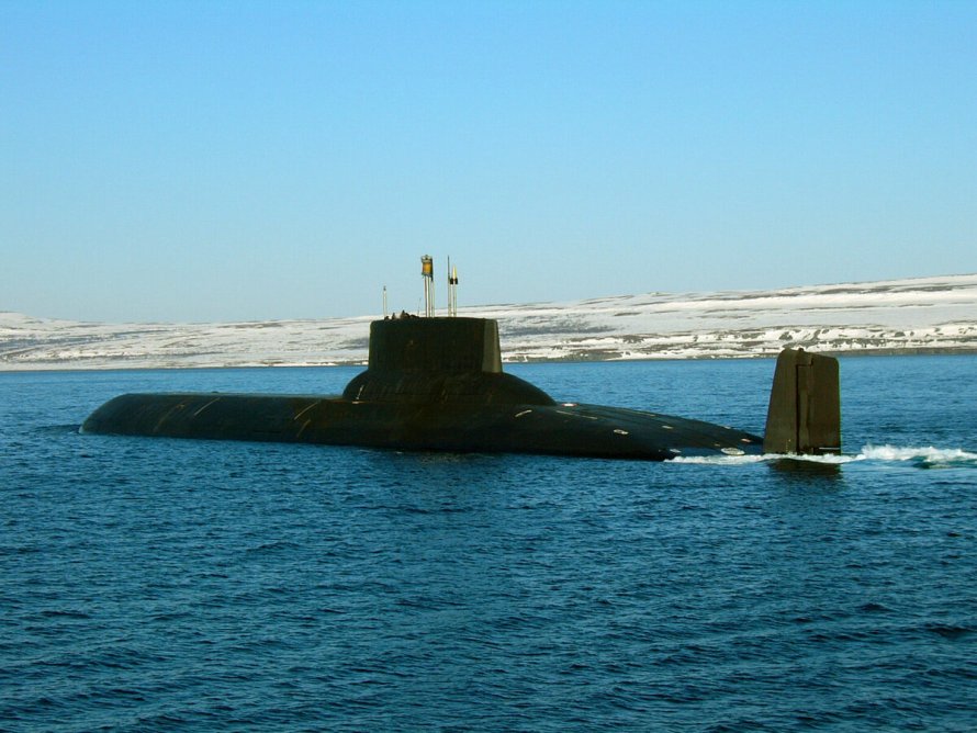 HMS Torbay s90