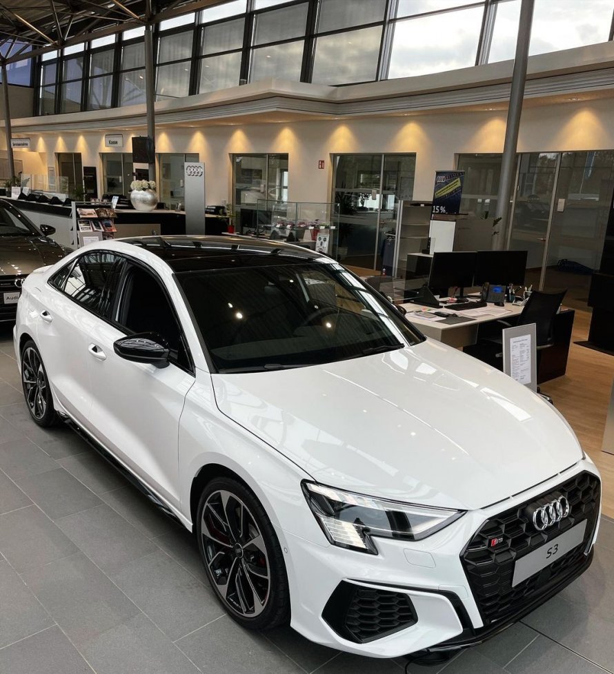 Audi 300