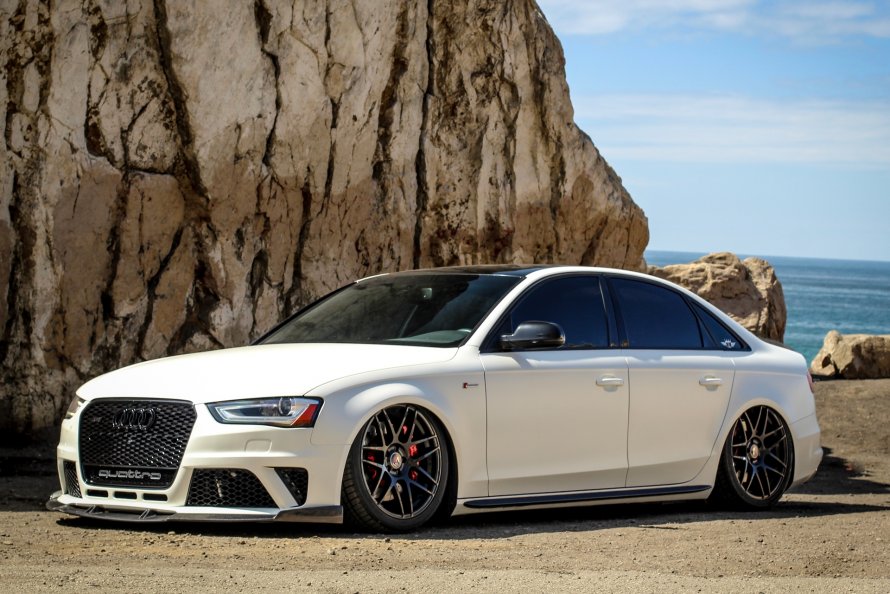 Audi s 300