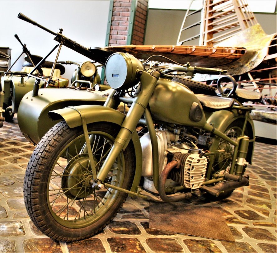 K750 мотоцикл