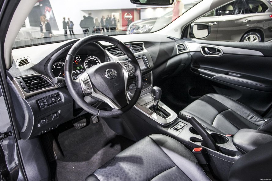 Nissan Sentra салон