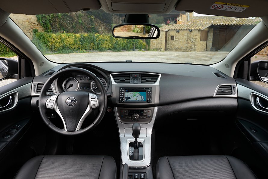 Nissan Sentra 2012