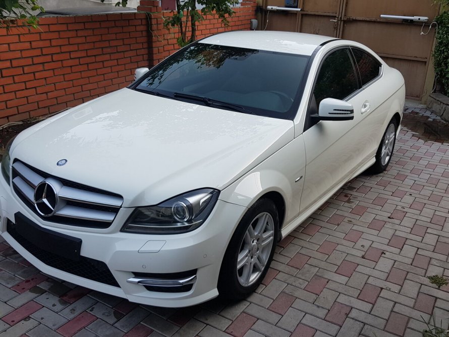 Мерседес Бенц c180 w205