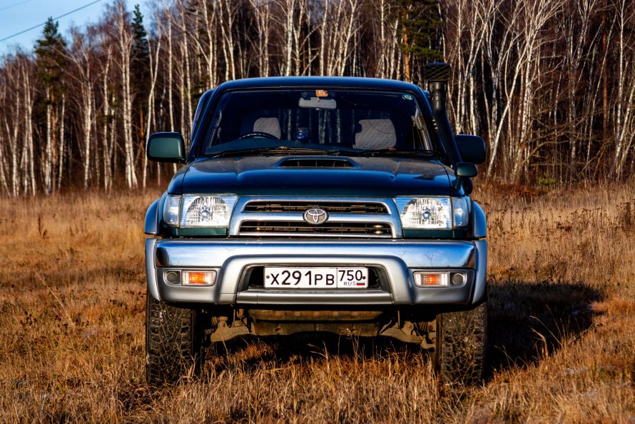 Hilux Surf 1