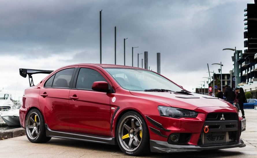 Mitsubishi Lancer Evolution x GSR