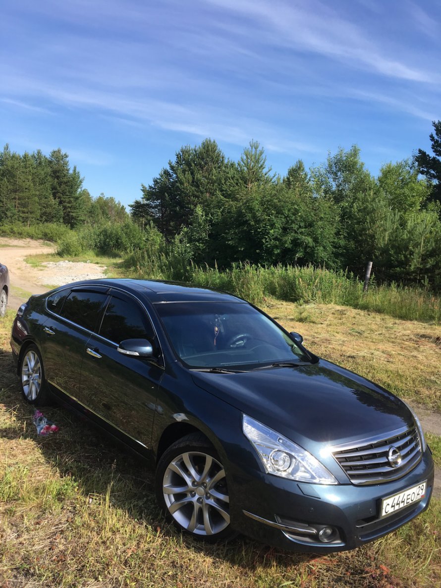 Nissan Teana