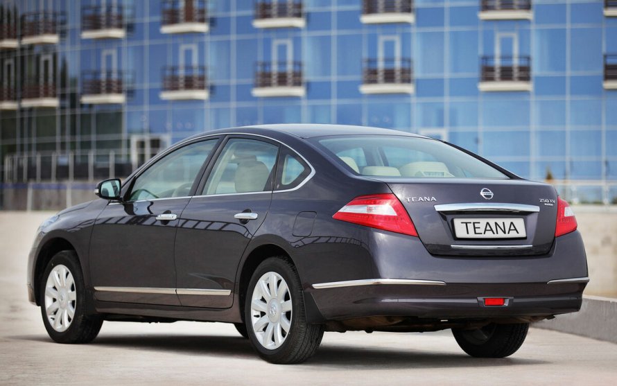 Nissan Teana