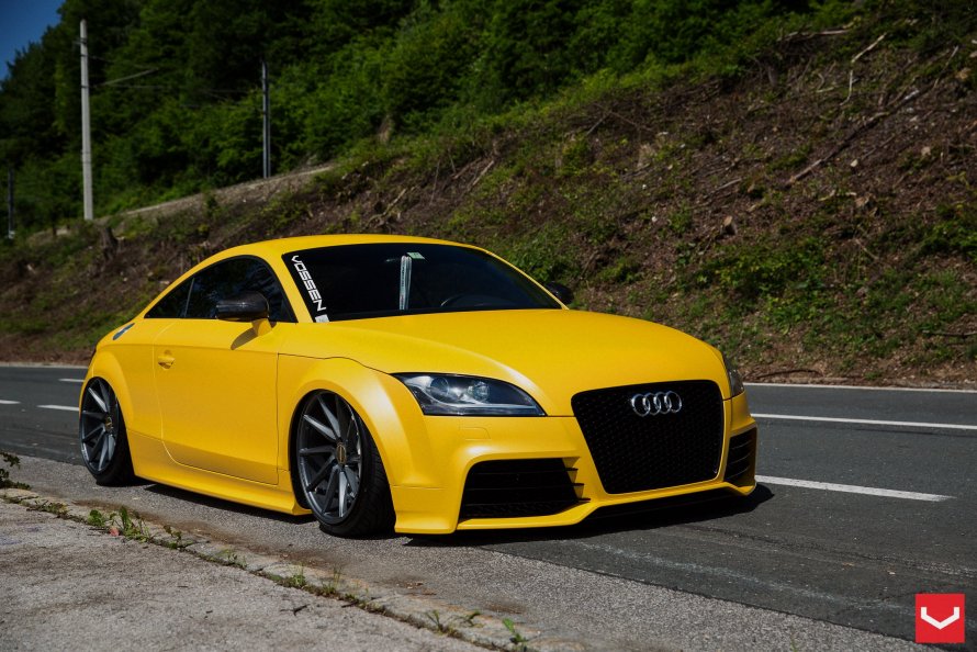Audi rs5 Yellow