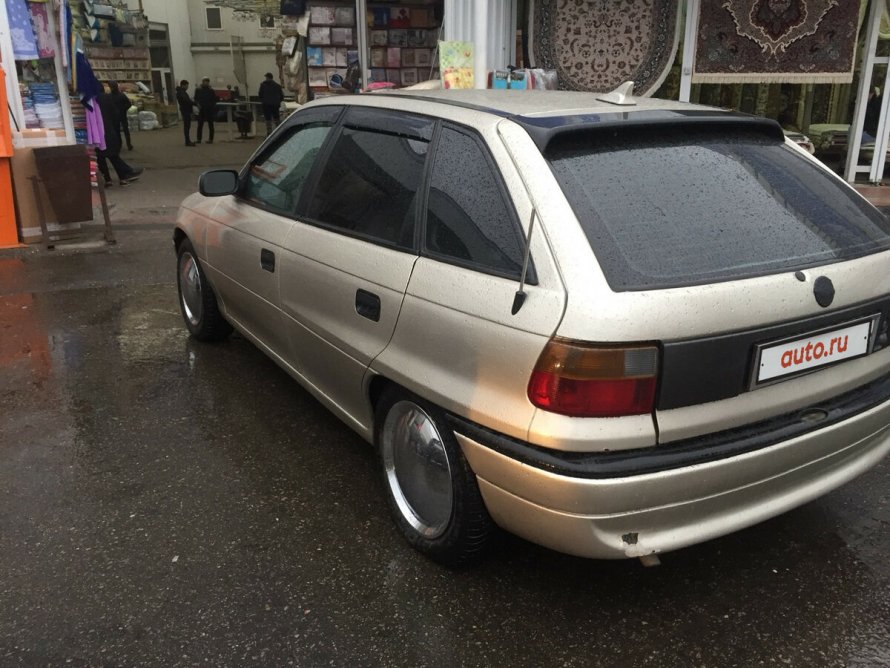 Opel Astra GSI 1997