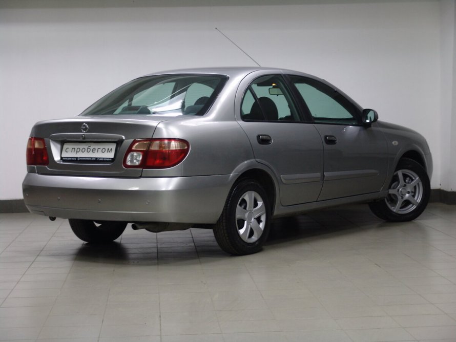 Nissan Almera 1.8 МТ 2006