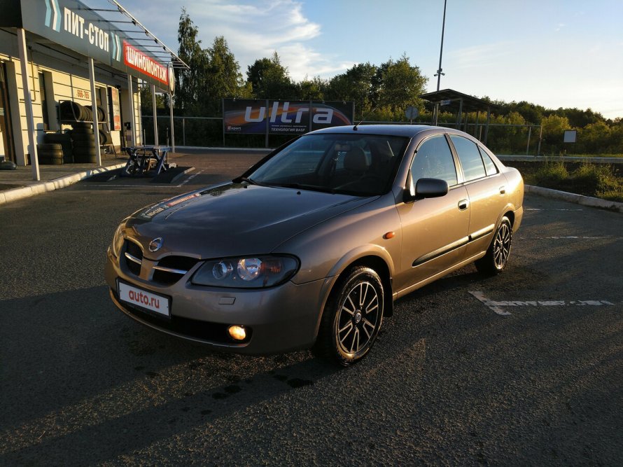 Nissan Almera g11