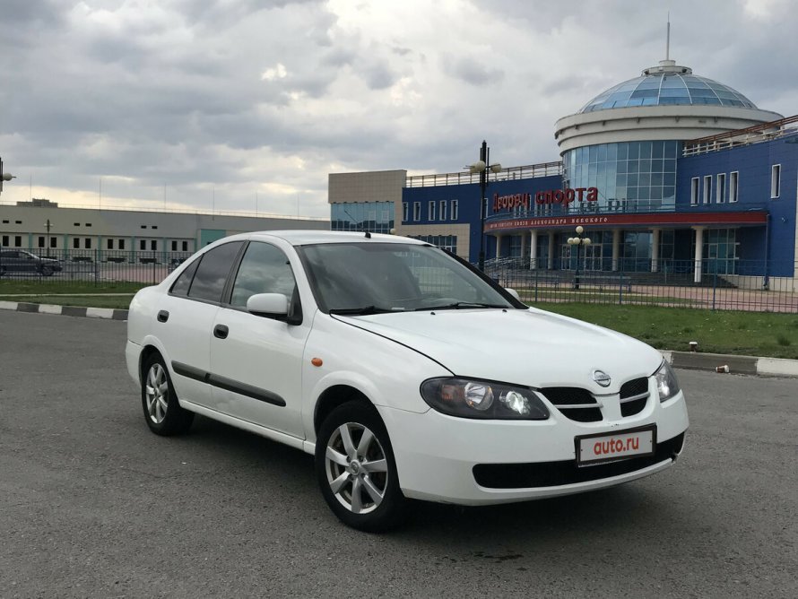 Nissan Almera II (n16)