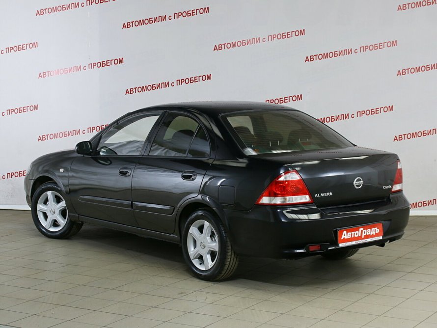 Nissan Almera 2013