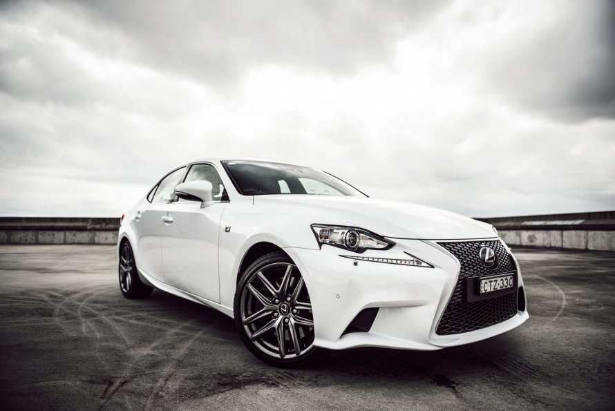 Lexus is f 2015