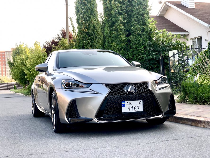 Lexus is 350 f
