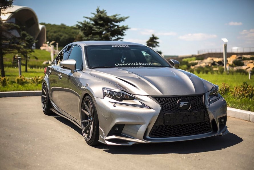 Lexus is 250 f Sport 2014