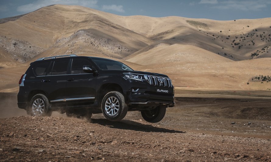 Toyota Land Cruiser Prado 2021 стандарт