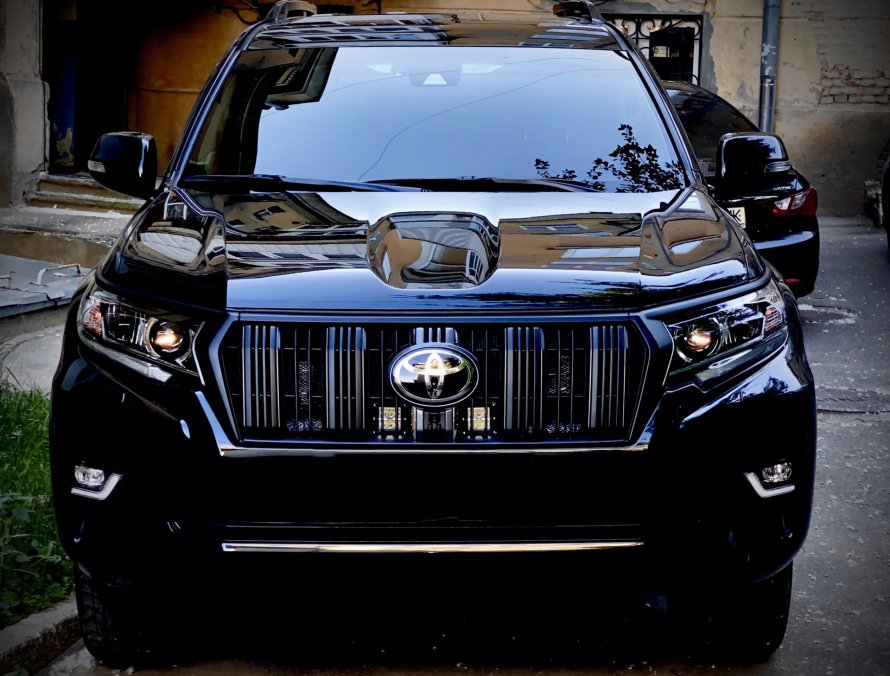 Toyota Land Cruiser Prado 150 2021 чёрный