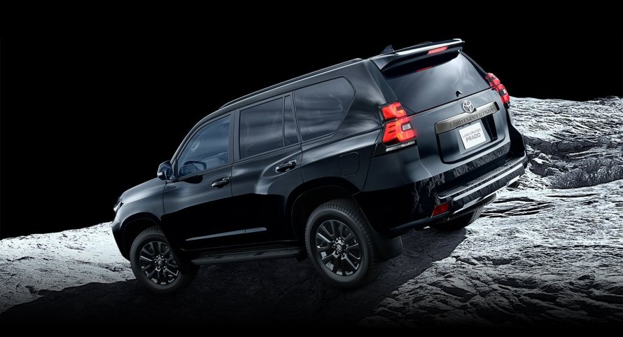 Toyota Land Cruiser Prado 150 Black Onyx