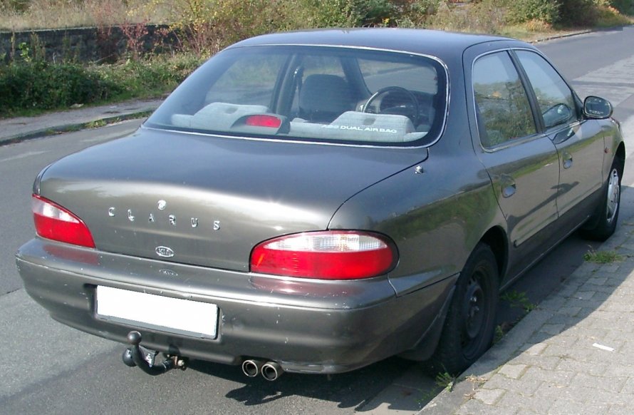 Киа Кларус 2000