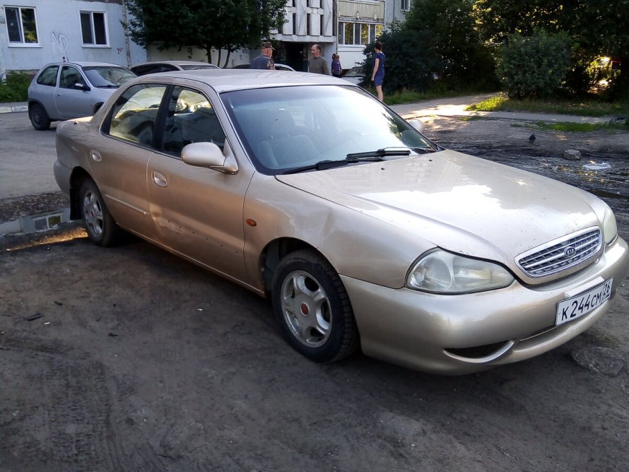 Киа Кларус 1
