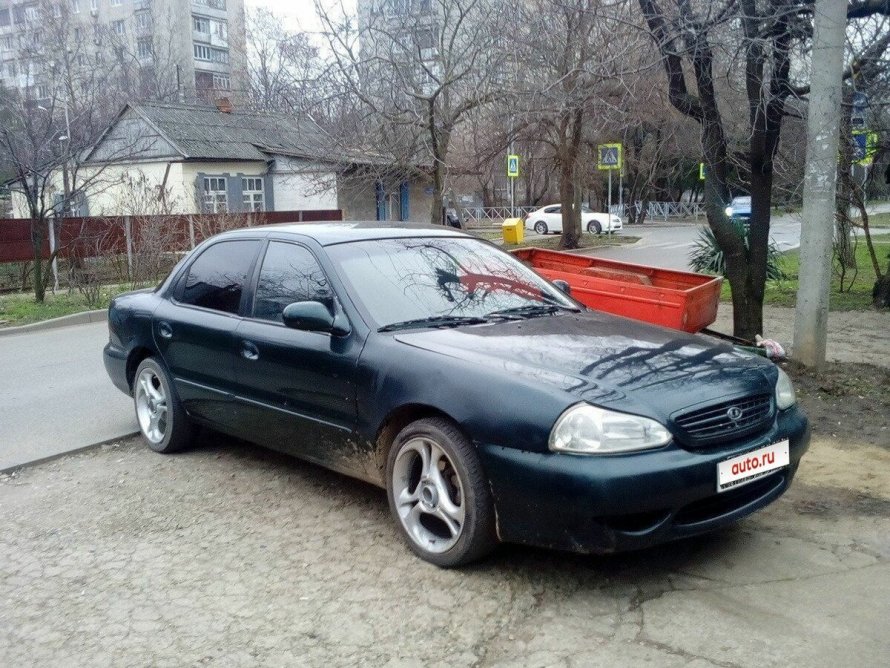 Kia Clarus седан 1998