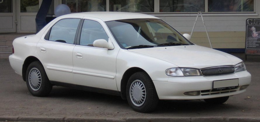 Kia Clarus i