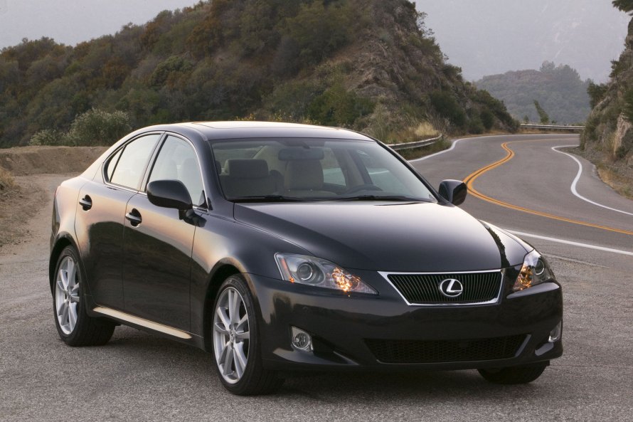 Lexus is 350 2005