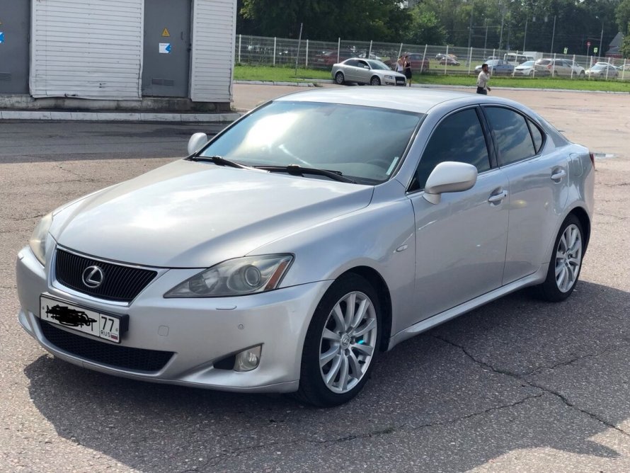 Lexus is 250 2006