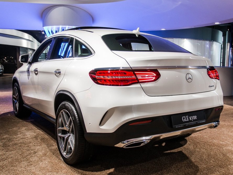 Мерседес Бенц GLE 2018