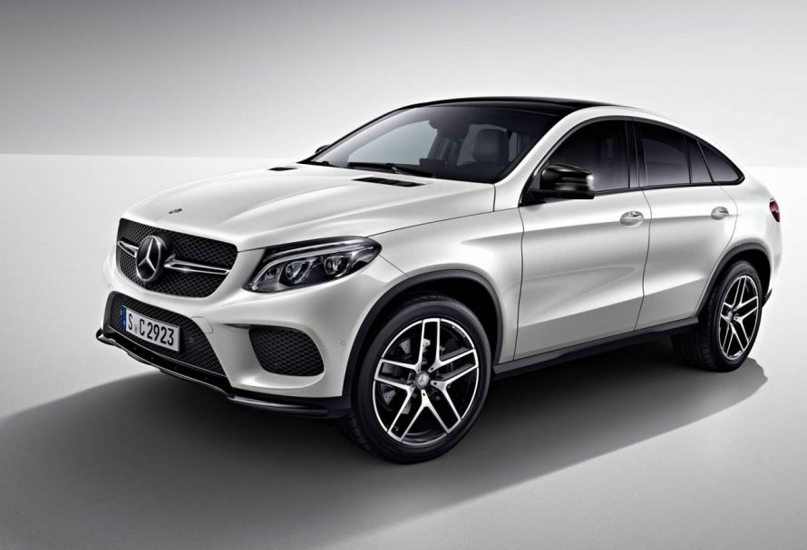 Mercedes кроссовер GLA 350