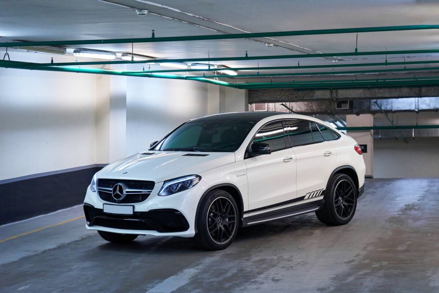 Mercedes AMG GLE Coupe 63s белый