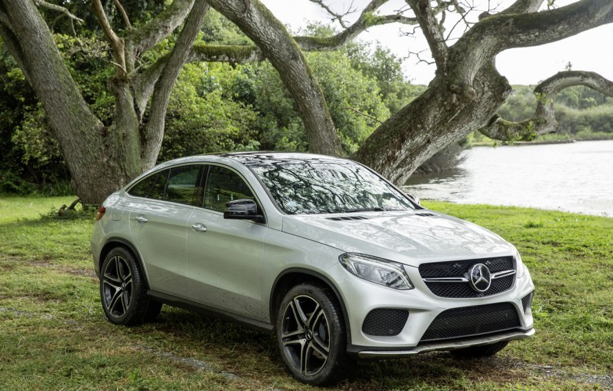 Mercedes GLA купе