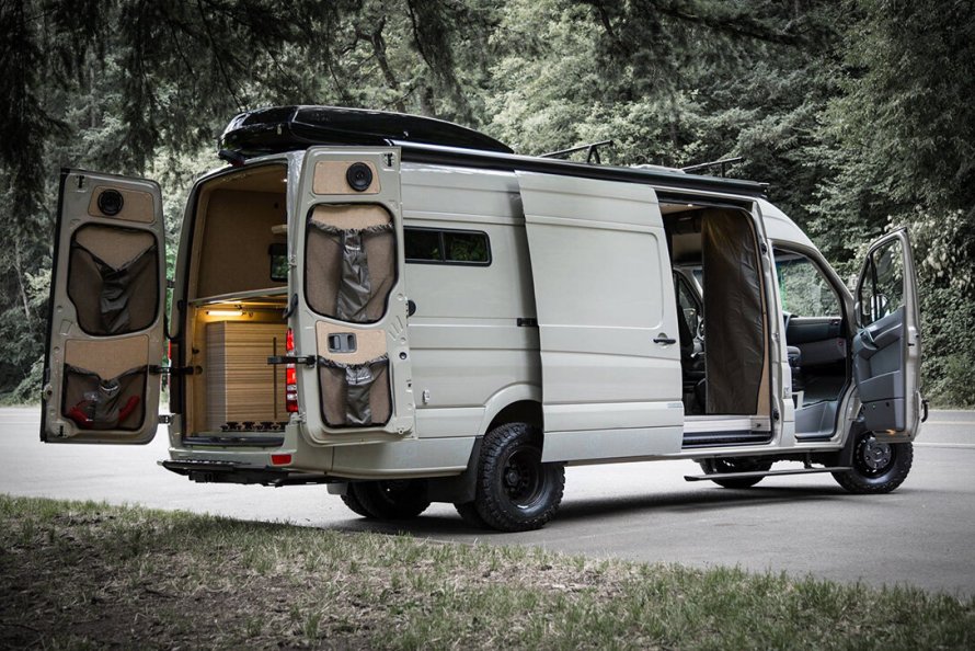 Mercedes Benz Sprinter 4x4 Camper