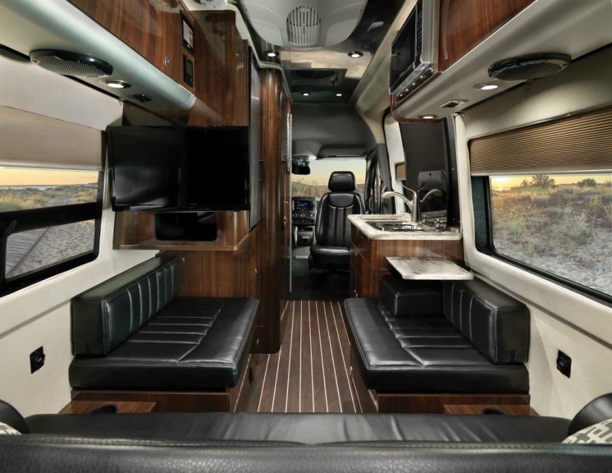 Автодом Airstream 2020