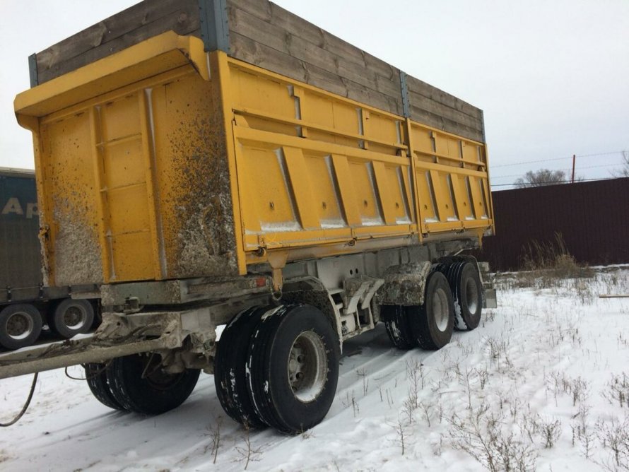 МАЗ 770е прицеп зерновоз