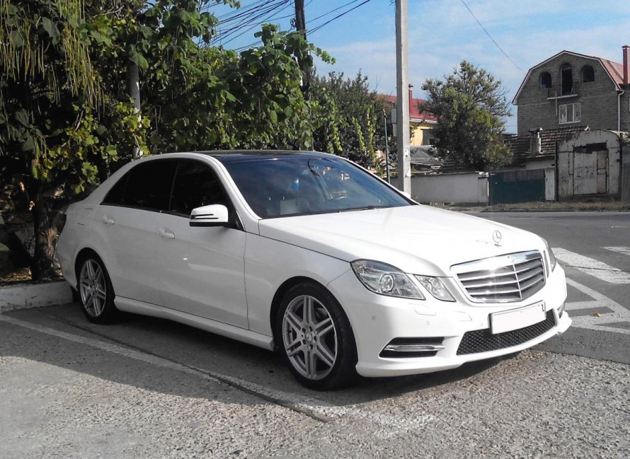 Mercedes w212 белый