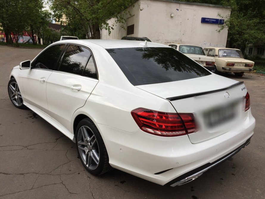 Mercedes w212 белый