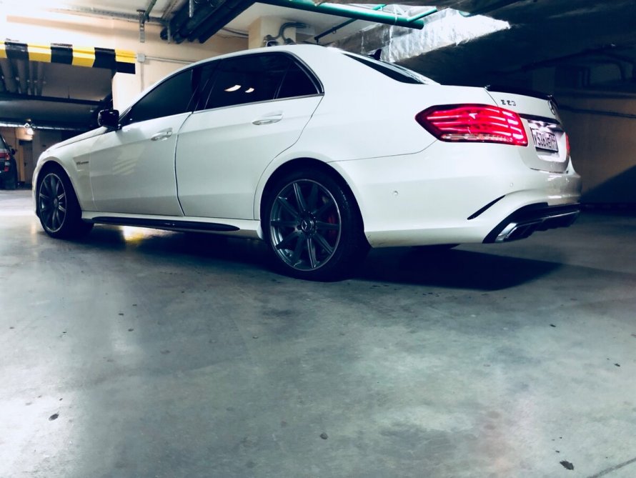 Мерседес w212 AMG белый