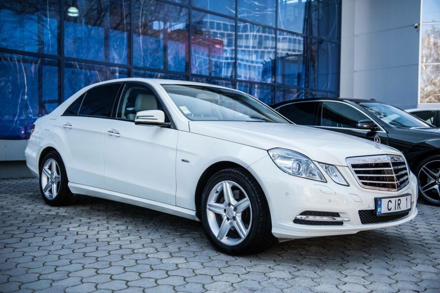 Mercedes-Benz w212