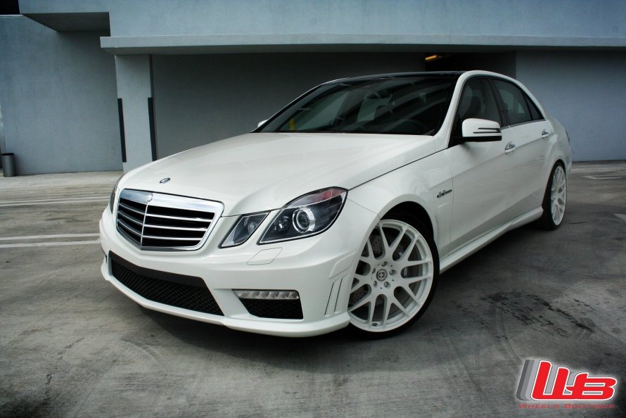 Мерседес w212 AMG белый