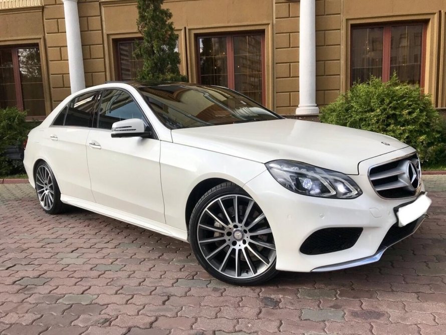 Мерседес w212 Рестайлинг белый